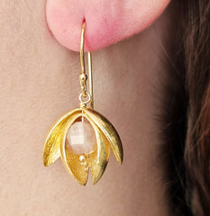 Earring Snowdrop Swing