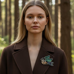 Brooch Emerald Flight