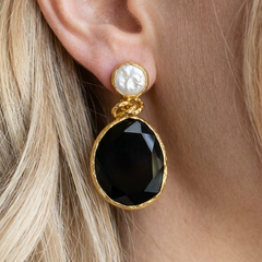 Earring: Twin Glow  Pearl & Black