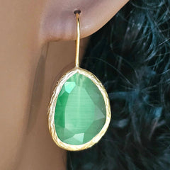 Glowdrop earring, Light Green Medium